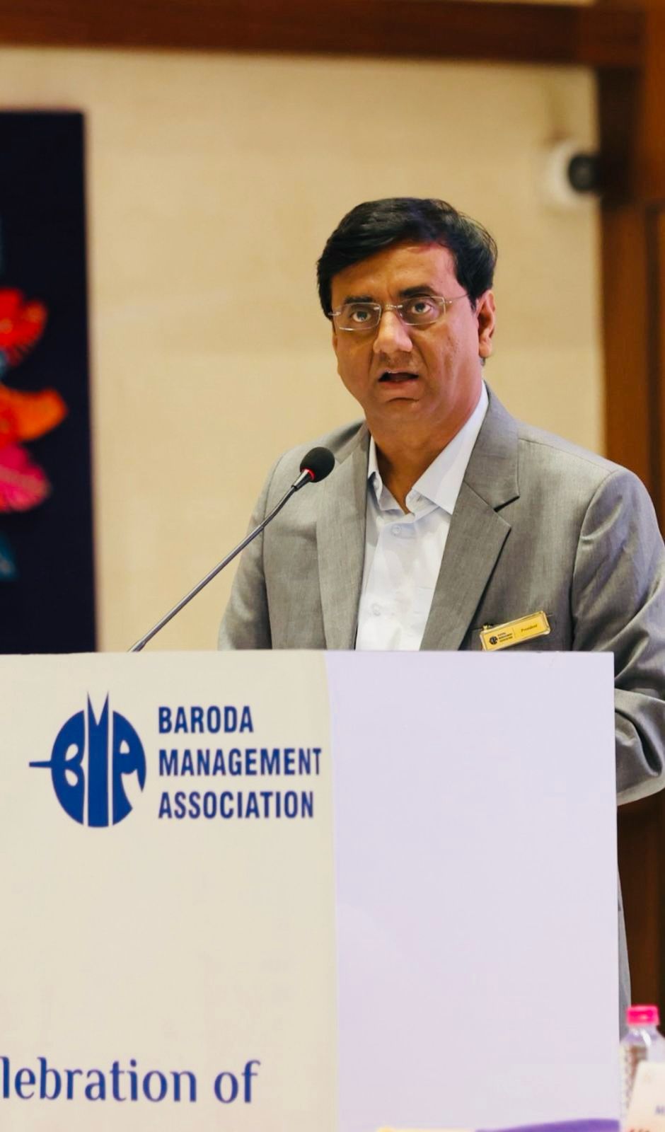 बरोडा मैनेजमेंट एसोसिएशन (बीएमए) के अध्यक्ष के रूप में मुकुंदभाई पुरोहित फिर से चुने गए