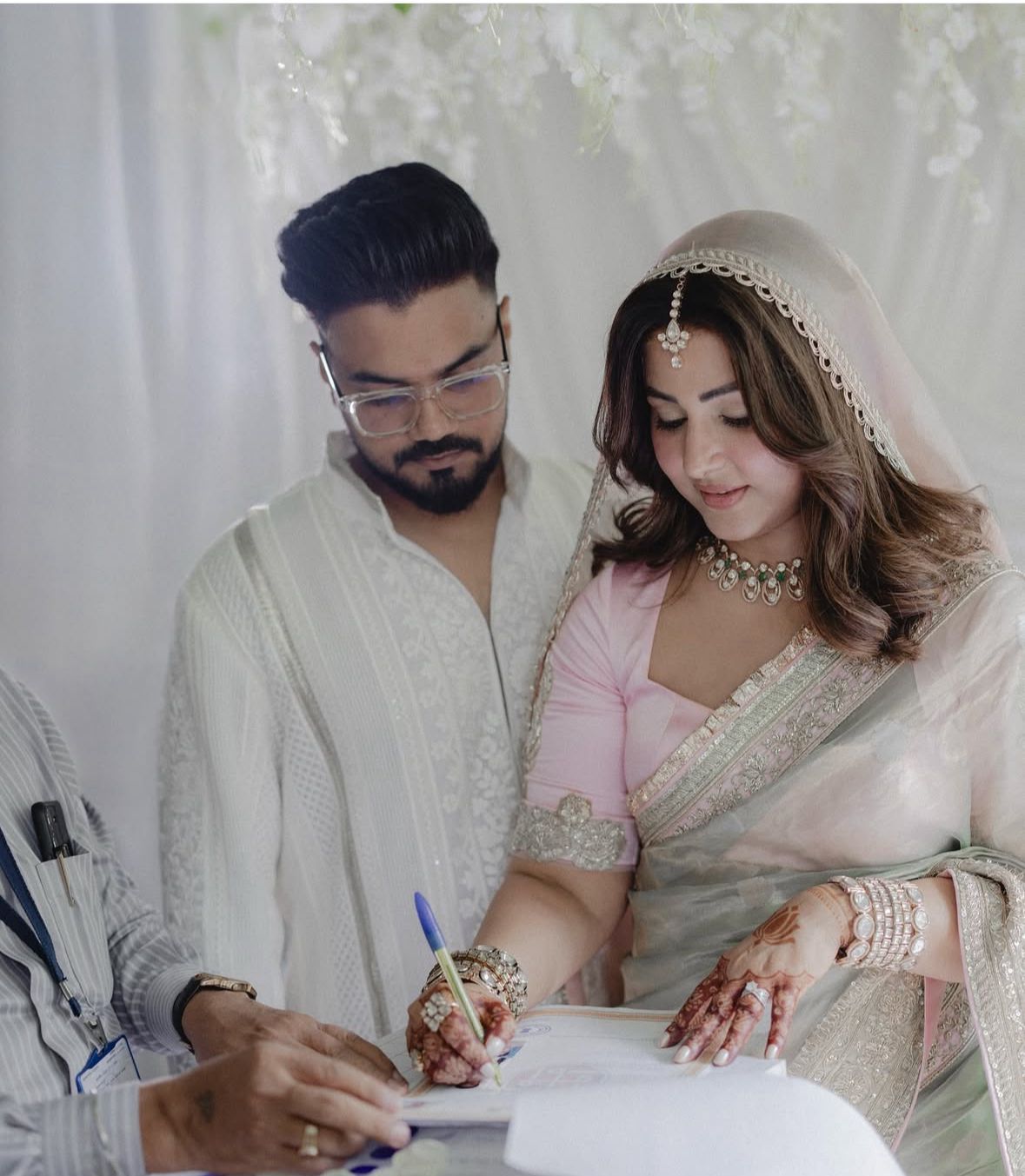 नए-नवेले जोड़े हिना खान और रॉकी जायसवाल कलर्स के नए रियलिटी शो ‘पति पत्नी और पंगा’ में अपनी लव स्टोरी की झलक दिखाएंगे!