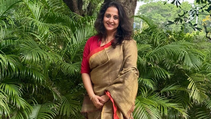 एशा मुनशी का प्रयास: पक्षियों के पंखों से बनी अनोखी ‘फेदर लाइब्रेरी’