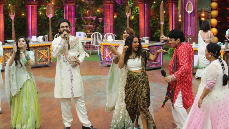 आमाल मलिक ने कलर्स के ‘लाफ्टर शेफ़्स अनलिमिटेड एंटरटेनमेंट’ में होली सेलिब्रेशन को बनाया म्यूज़िक और मस्ती से भर पूर