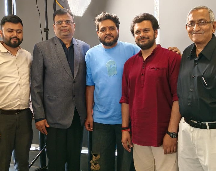 EFORU एंटरटेनमेंट की आगामी गुजराती फिल्म ‘वाट लागी’ का शुभ मुहूर्त, फिल्म में दिखेगा कॉमेडी और सस्पेंस का जबरदस्त तालमेल