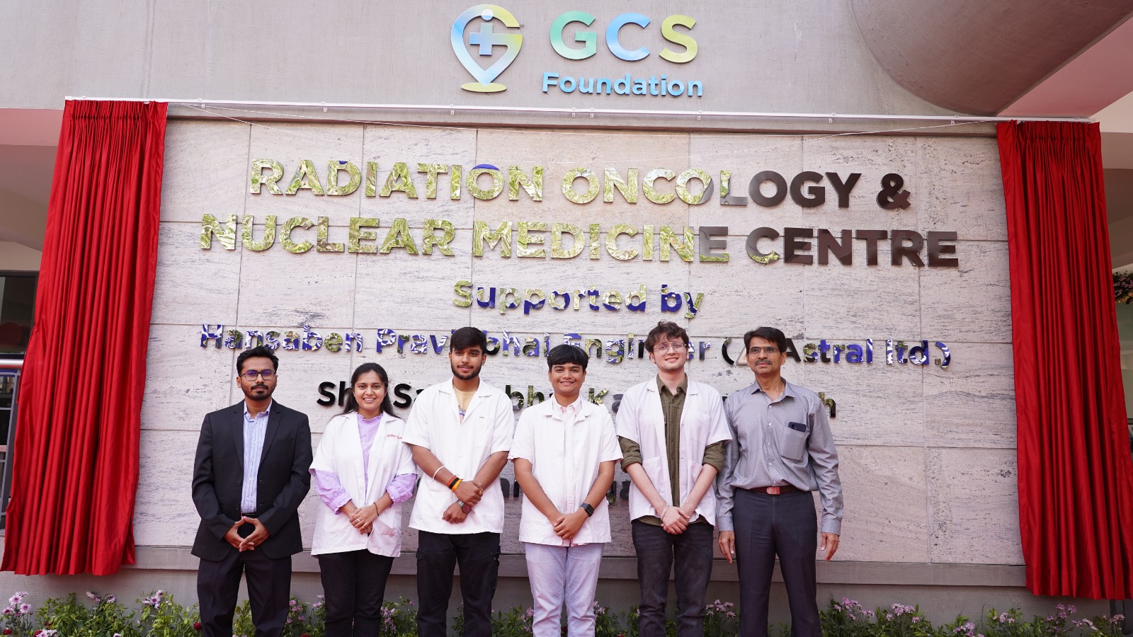 अहमदाबाद में कैंसर रोगियों के लिए आशा की नई किरण: GCS हॉस्पिटल में अत्याधुनिक रेडिएशन थेरेपी और PET स्कैन सेंटर का शुभारंभ