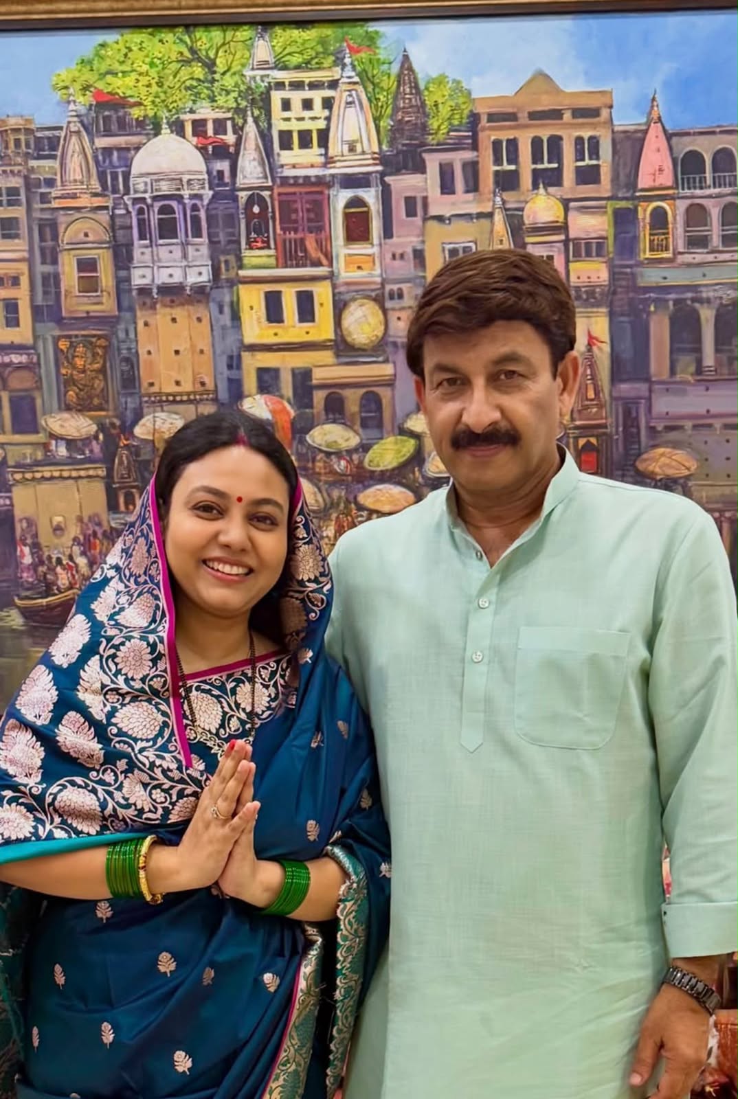 भोजपुरी सुपरस्टार मनोज तिवारी और उनकी पत्नी सुरभि तिवारी अब जुड़ रहे हैं कलर्स के ‘धमाल विद पति पत्नी और पंगा – जोडियों का रियलिटी चेक’ से